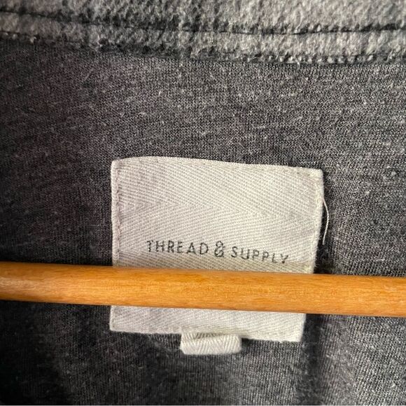 Thread & Supply Black Plaid Shirt Jacket Size XXL - Picture 3 of 10